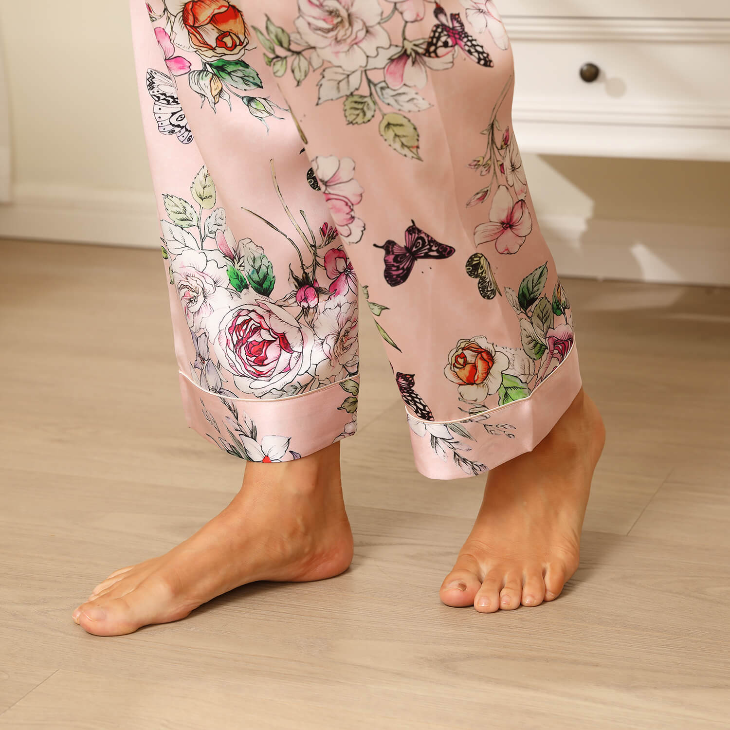Luxury Print Silk Pajamas Floral Butterfly Silk Pajamas Set