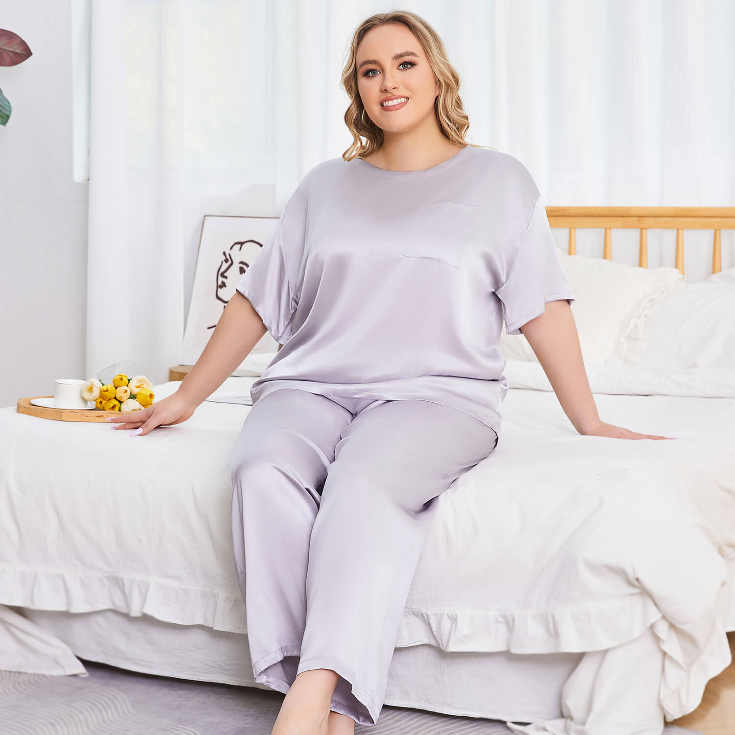 Plus Size Women's Silk Pajamas Set Short Sleeve Long Pants Silk Sleepwear - slipintosoft
